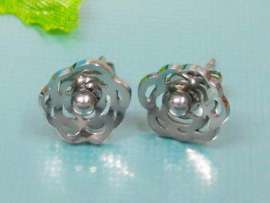 Off-price Earring